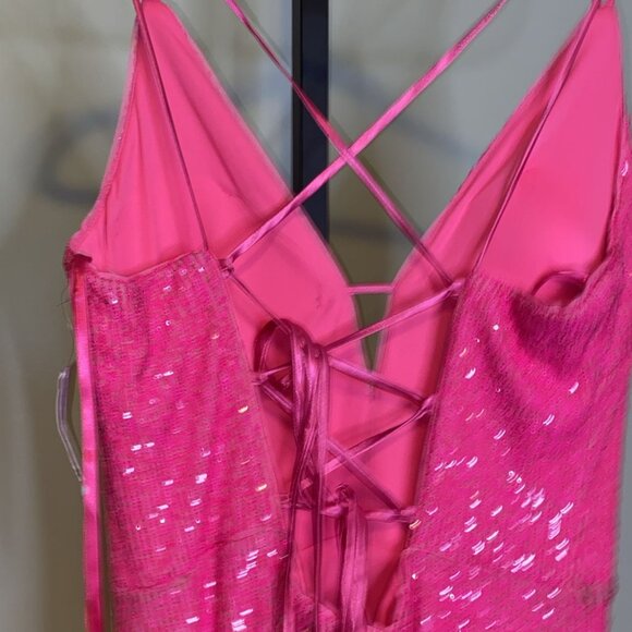 XSCAPE HOT PINK SEQUIN LONG DRESS WITH BOW ON THE BACK - Picture 4 of 7